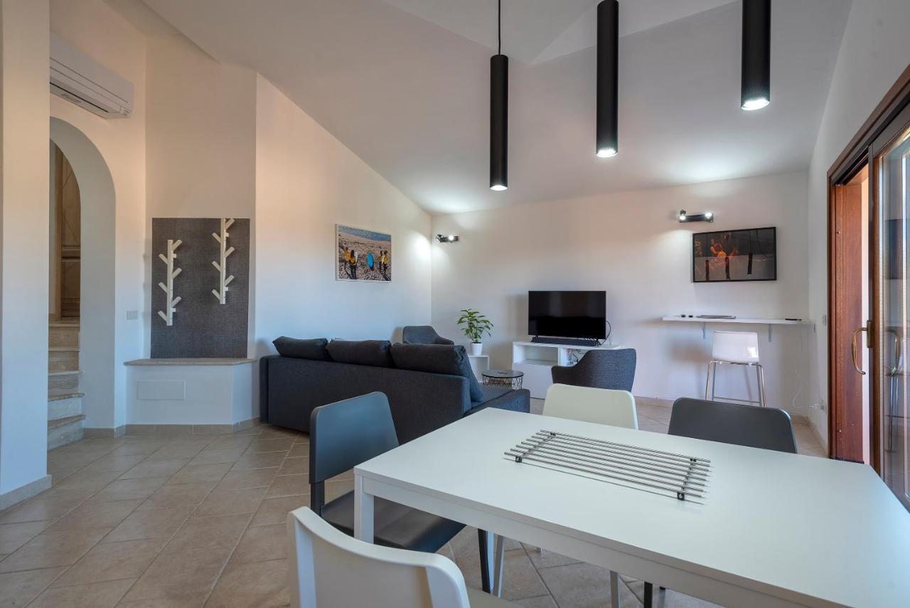 House Of Lens Apartment Golfo Aranci Exterior photo